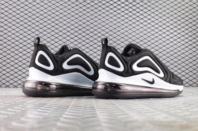  Nike Air Max 720